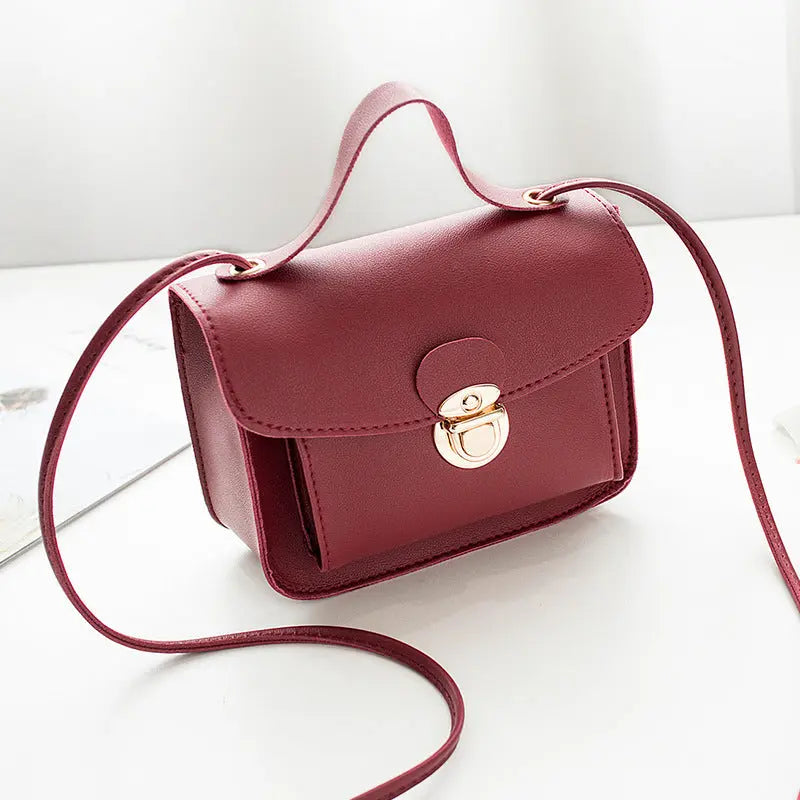 Women’s Fashion Shoulder Bag PU Envelope Bag Solid Crossbody Messenger Handbag Nestora