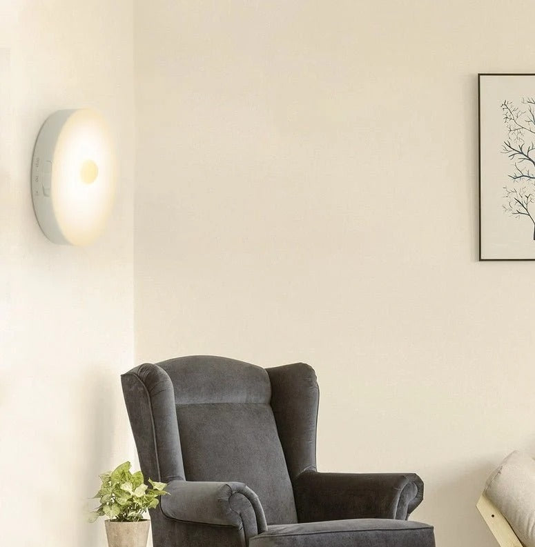 Nestora Smart Night Light – Motion Sensor LED Lamp, Bedroom & Hallway Use